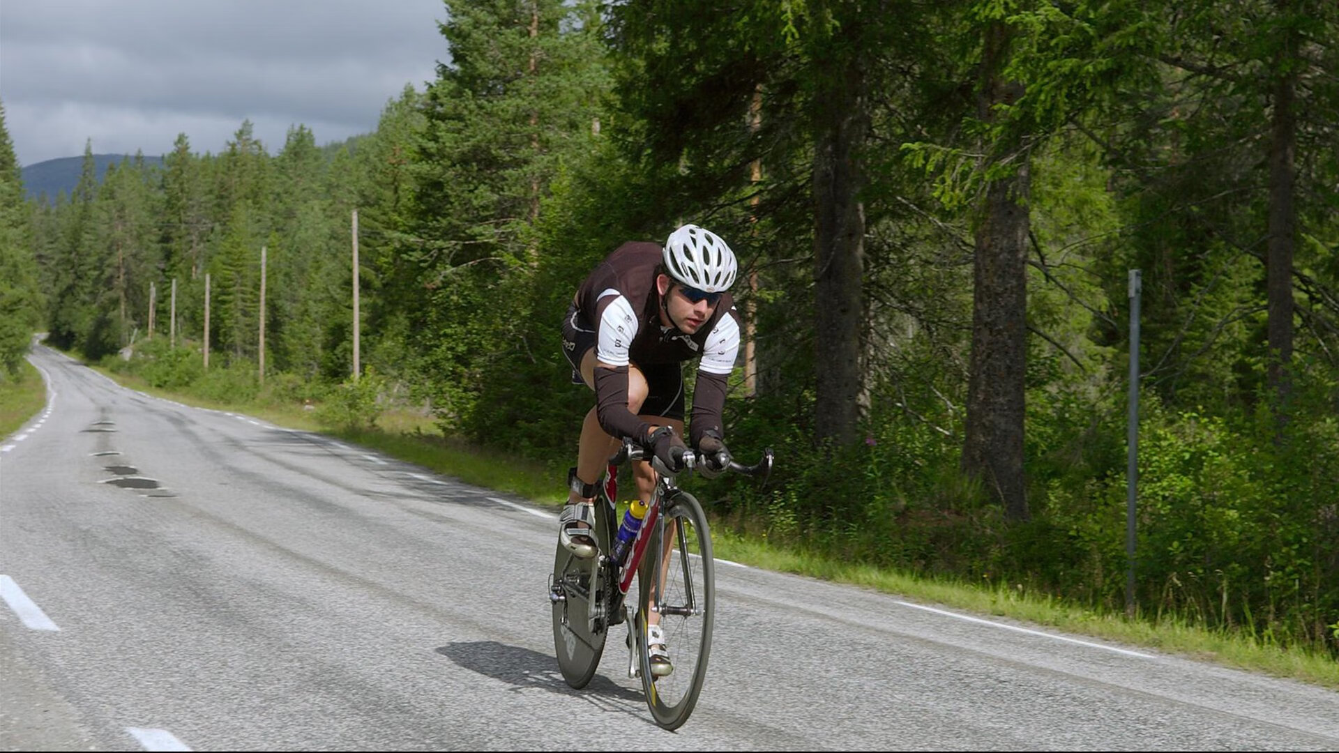 伊朗男篮在亚洲预赛中表现不俗，冲击奥运名额